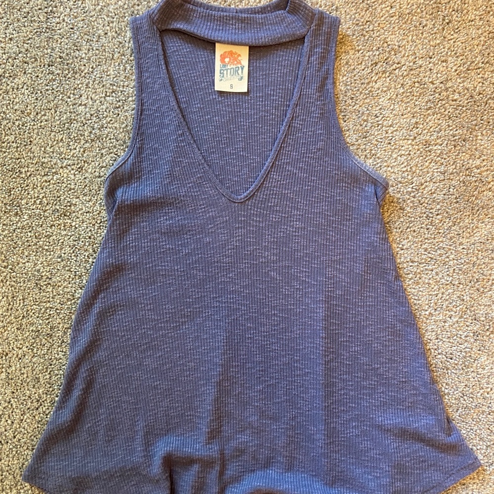 Libby Story v-neck tank